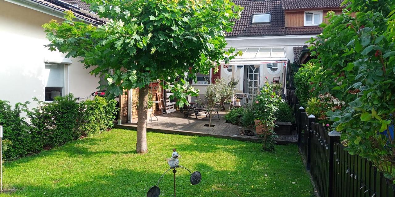 Ferienwohnung In Grenzach Esterno foto